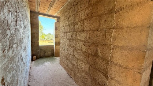 Fabbricato A Rustico Di Tre Vani & Acc., Antico Vano In Pietra E Veranda
